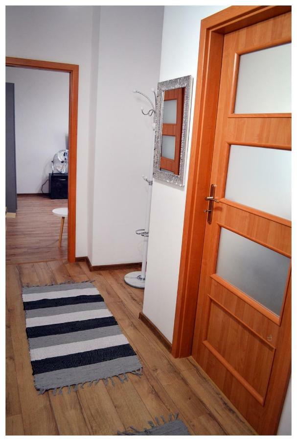 סטאלובה וולה Color24 Apartament מראה חיצוני תמונה